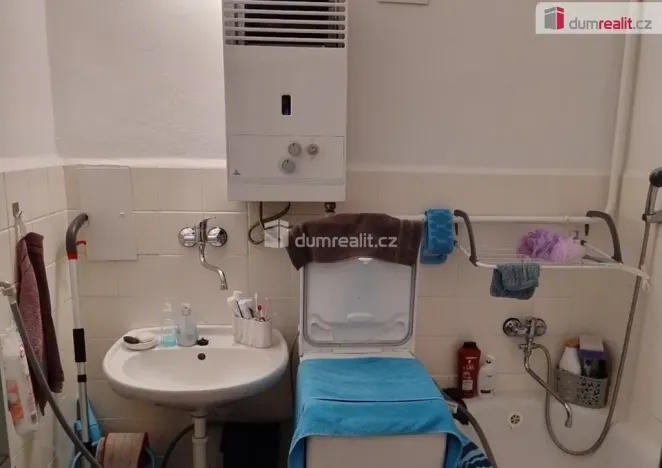 Prodej bytu 2+1, Cheb, Valdštejnova, 60 m2