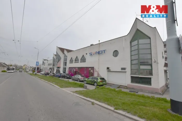 Pronájem obchodního prostoru, Pardubice, Dašická, 155 m2