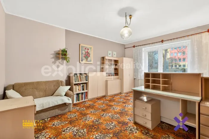 Prodej bytu 3+1, Bánov, 76 m2