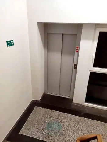 Prodej bytu 2+1, Praha - Vinohrady, Varšavská, 71 m2