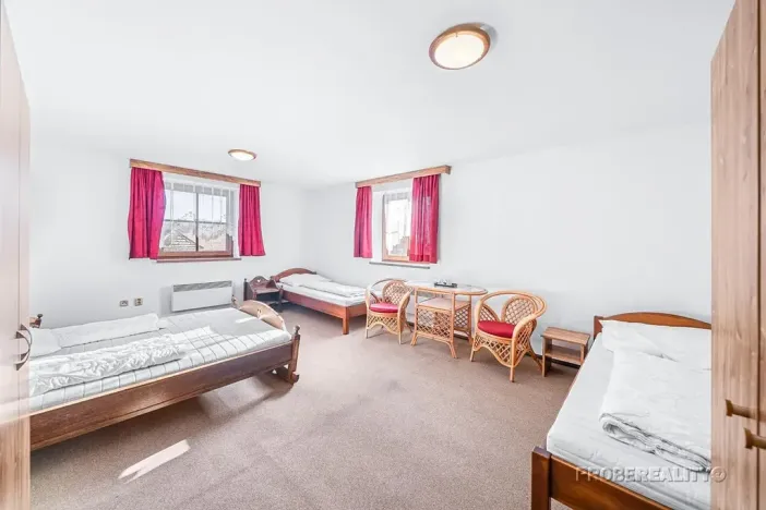 Prodej ubytování, Zvíkovské Podhradí, 780 m2