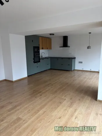 Pronájem rodinného domu, Praha - Klánovice, Lovčická, 120 m2