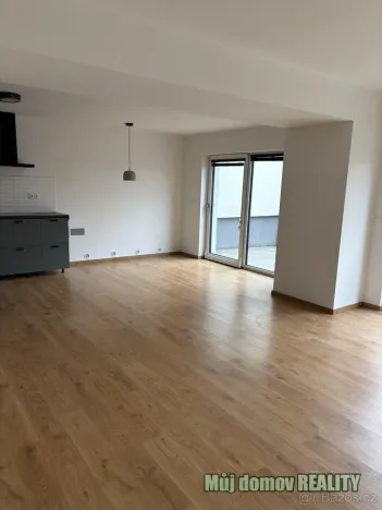 Pronájem rodinného domu, Praha - Klánovice, Lovčická, 120 m2