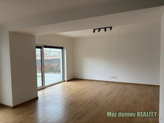 Pronájem rodinného domu, Praha - Klánovice, Lovčická, 120 m2