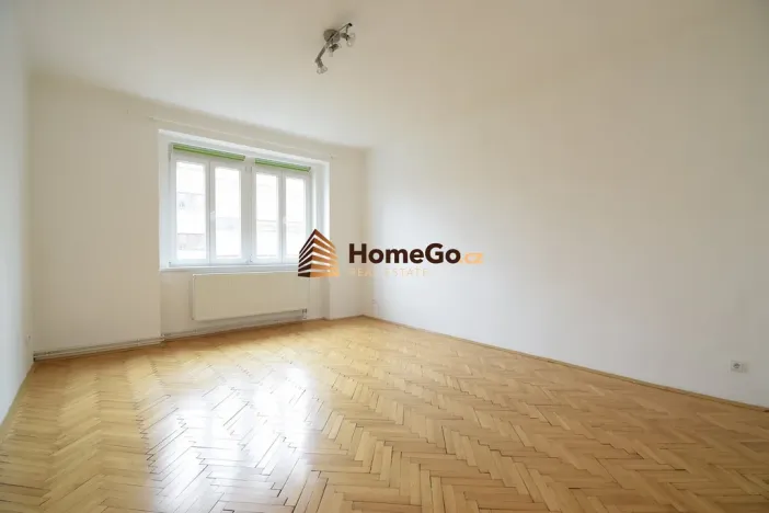 Pronájem bytu 2+1, Praha - Nusle, U gymnázia, 62 m2