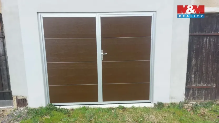 Prodej garáže, Praha - Dejvice, V Trníčku, 20 m2