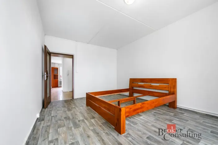 Pronájem bytu 4+1, Plzeň - Severní Předměstí, Strážnická, 76 m2