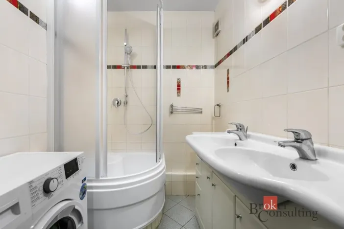 Pronájem bytu 4+1, Plzeň - Severní Předměstí, Strážnická, 76 m2