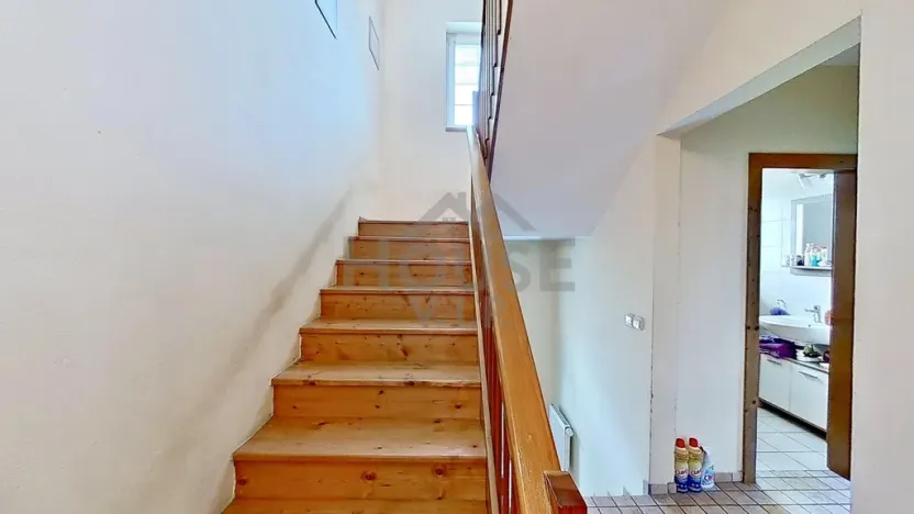 Prodej rodinného domu, Praha - Dolní Počernice, Listopadová, 320 m2