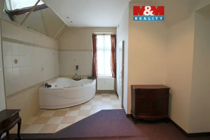 Pronájem bytu 2+kk, Trutnov - Poříčí, Polská, 38 m2