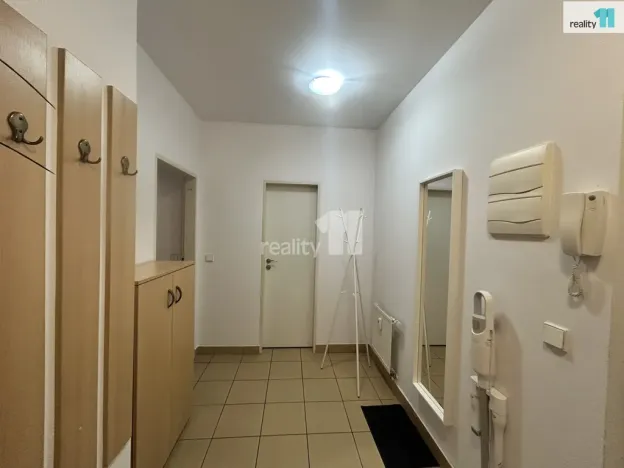 Pronájem bytu 1+kk, Praha - Michle, Pod Bohdalcem I, 49 m2