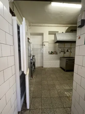 Pronájem restaurace, Praha - Košíře, Pod Kavalírkou, 130 m2