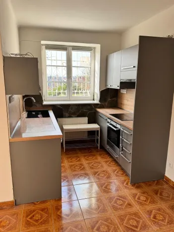 Pronájem bytu 2+1, Liberec - Liberec II-Nové Město, Šafaříkova, 50 m2