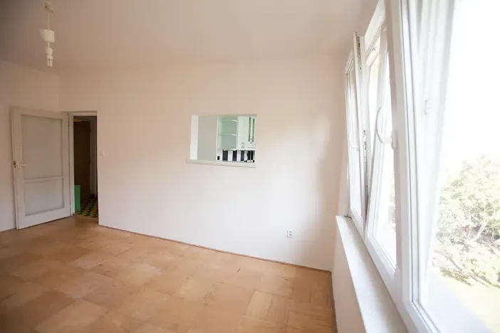 Prodej bytu 2+1, Praha, K lučinám, 54 m2