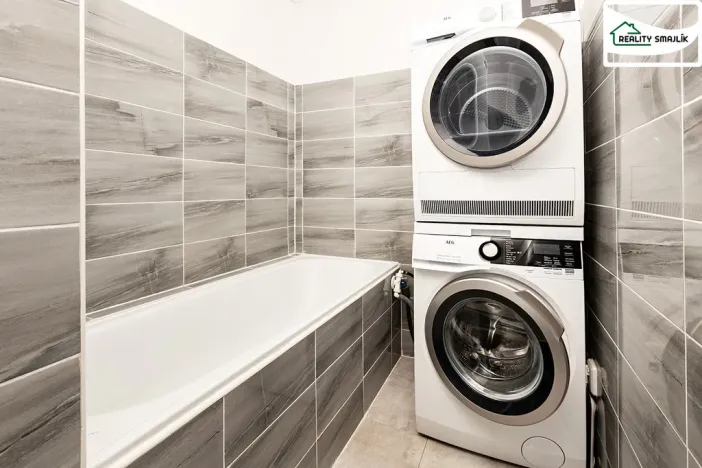 Prodej bytu 2+1, Cheb, Obětí nacismu, 57 m2