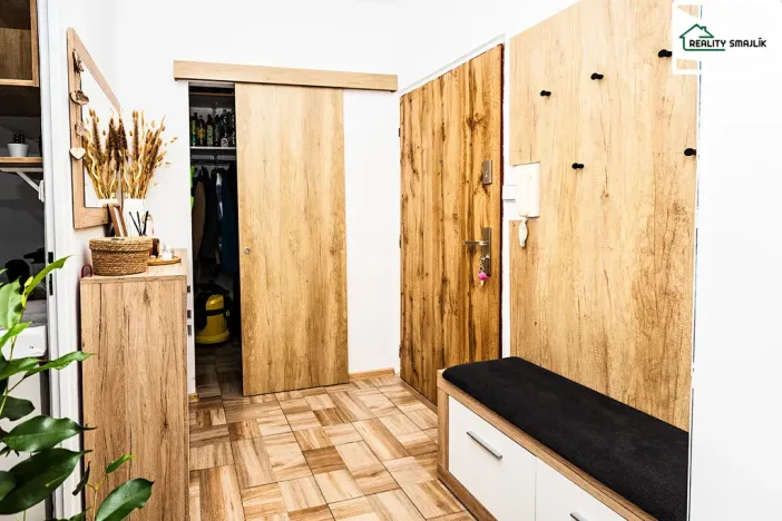 Prodej bytu 2+1, Cheb, Obětí nacismu, 57 m2