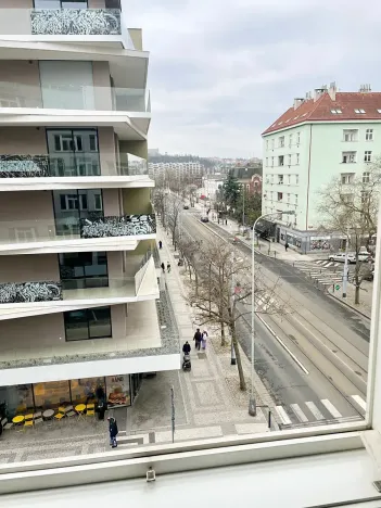 Pronájem bytu 3+1, Praha - Holešovice, Tusarova, 90 m2