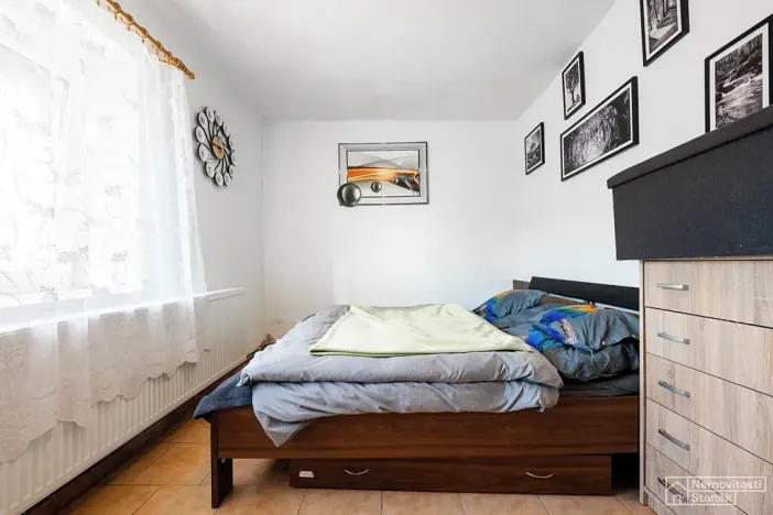 Prodej rodinného domu, Štěkeň, 69 m2