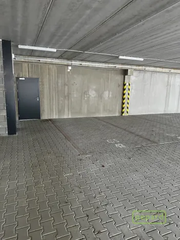 Pronájem garážového stání, Klatovy, Cibulkova, 13 m2