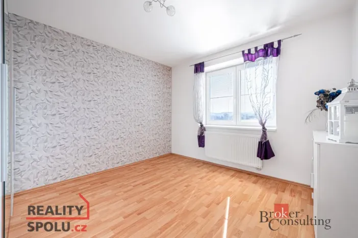 Pronájem bytu 2+kk, Liberec - Liberec VI-Rochlice, Nádvorní, 56 m2