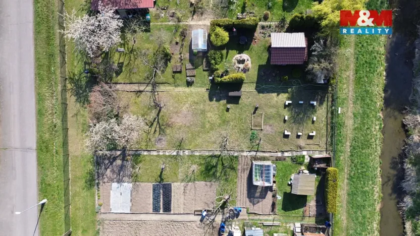 Prodej zahrady, Hradec Králové, U Mostku, 300 m2