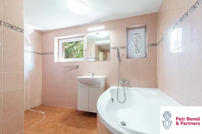 Pronájem rodinného domu, Krakovec, 160 m2