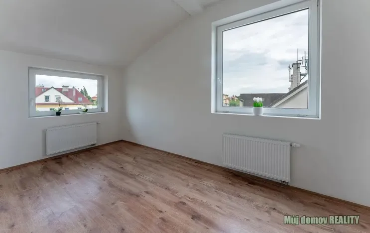 Pronájem bytu 2+1, Praha - Břevnov, Na břevnovské pláni, 30 m2