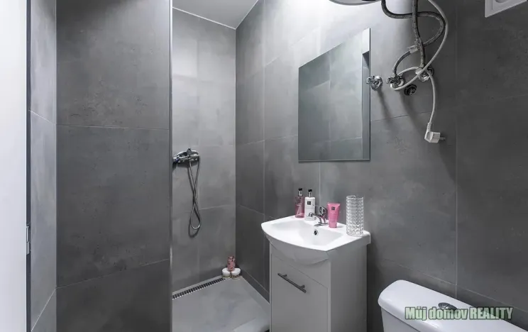 Pronájem bytu 2+1, Praha - Břevnov, Na břevnovské pláni, 30 m2