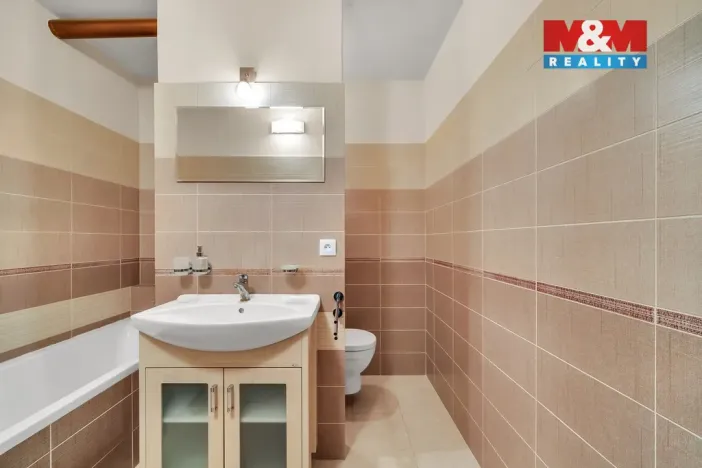 Pronájem bytu 1+1, Pardubice, Erno Košťála, 49 m2