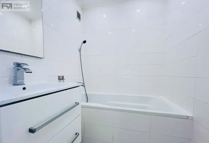 Prodej bytu 2+1, Ostrava, Gen. Píky, 64 m2