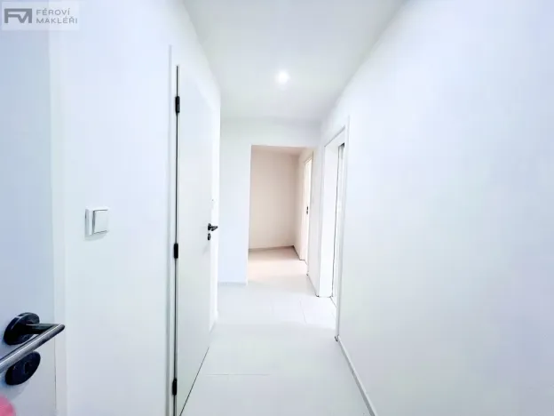 Prodej bytu 2+1, Ostrava, Gen. Píky, 64 m2