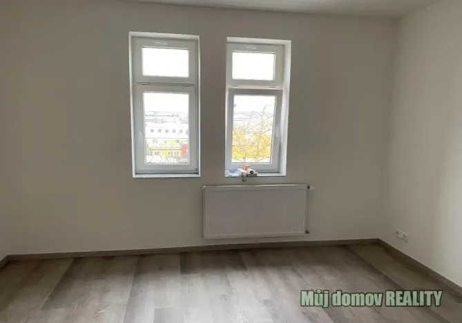 Pronájem bytu 1+kk, Praha - Vysočany, Freyova, 22 m2