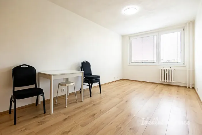 Pronájem bytu 2+kk, Praha - Černý Most, Kpt. Stránského, 46 m2