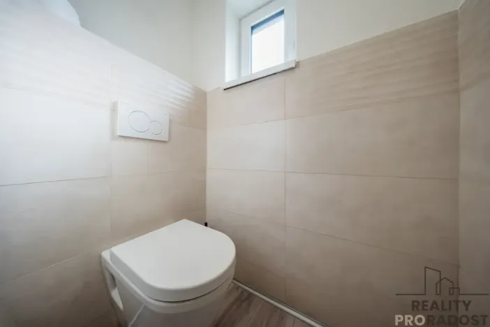 Prodej rodinného domu, Čejkovice, V Sadech, 180 m2