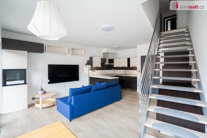 Pronájem bytu 3+kk, Praha - Libeň, U libeňského pivovaru, 74 m2