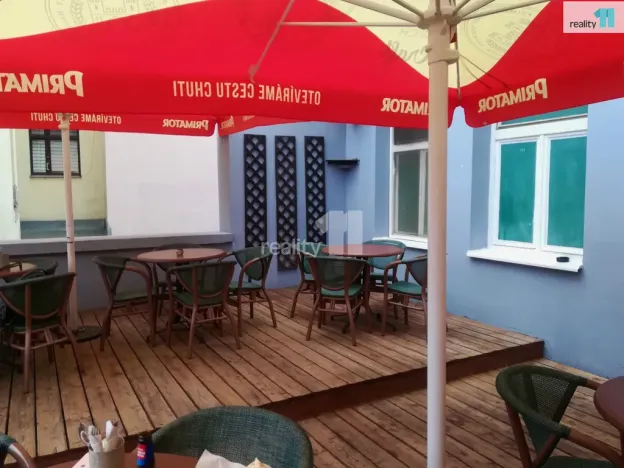 Pronájem restaurace, Náchod, Masarykovo náměstí, 232 m2