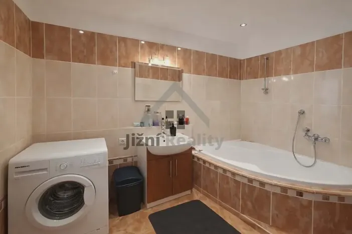 Prodej bytu 3+1, České Budějovice, Pekárenská, 81 m2