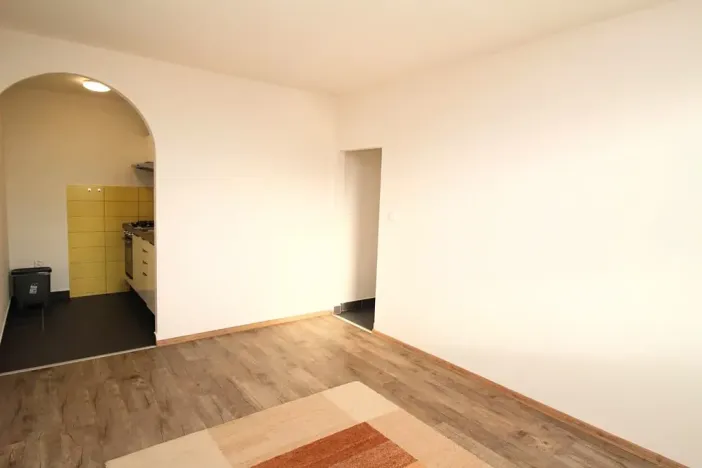 Pronájem bytu 2+kk, Praha, Novodvorská, 40 m2