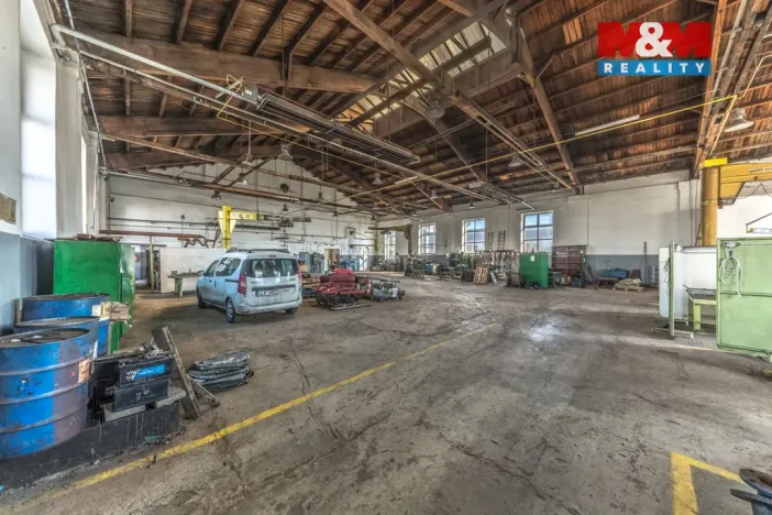 Prodej výrobních prostor, Česká Lípa, Dubická, 1182 m2
