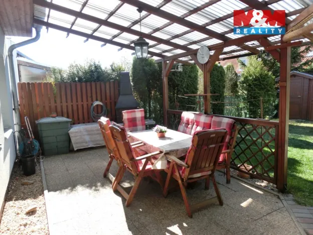 Prodej rodinného domu, Luštěnice - Zelená, Sluneční, 130 m2