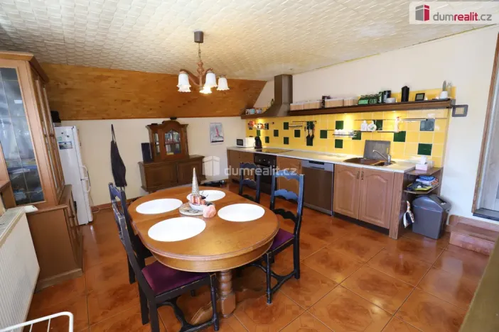 Prodej činžovního domu, Habartov, Vítězná, 330 m2