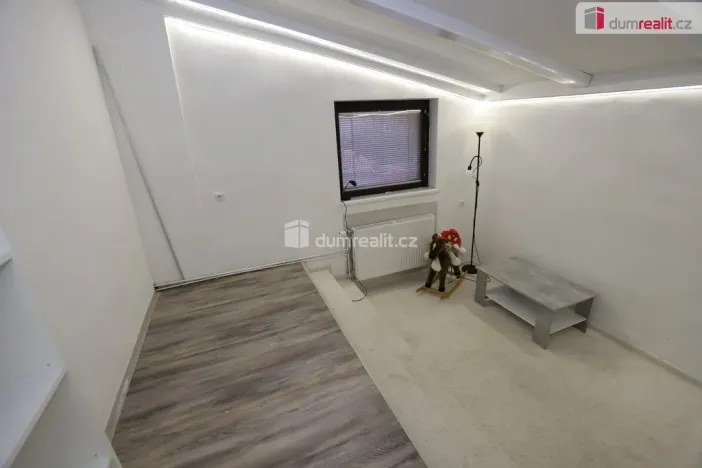 Prodej činžovního domu, Habartov, Vítězná, 330 m2