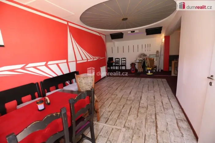 Prodej ubytování, Habartov, Vítězná, 330 m2
