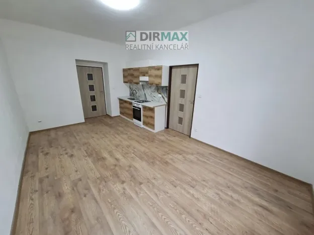 Pronájem bytu 2+kk, Plzeň - Jižní Předměstí, Edvarda Beneše, 48 m2