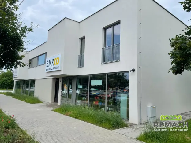 Pronájem bytu 2+kk, Veselí nad Moravou, náměstí 24. dubna, 55 m2