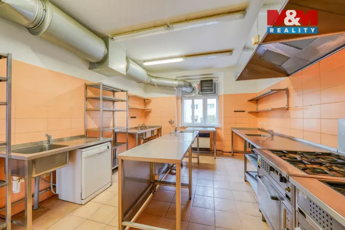 Pronájem obchodního prostoru, Plzeň - Skvrňany, Křimická, 65 m2