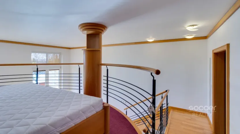 Pronájem atypického bytu, Praha - Prosek, Na pokraji, 68 m2