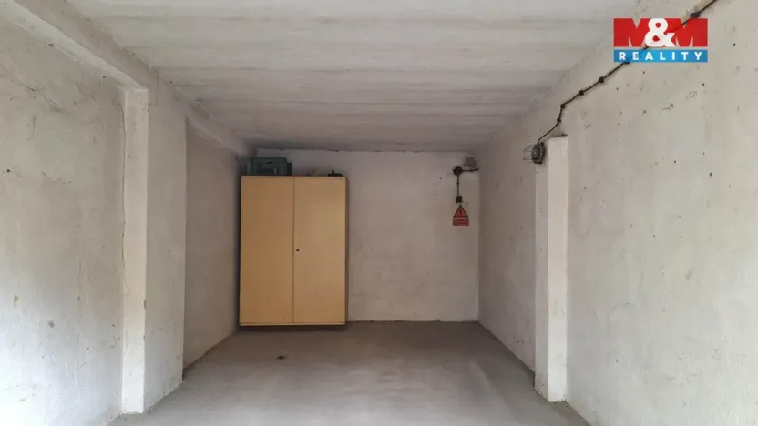 Prodej garáže, Praha, Na Farkáně II, 19 m2