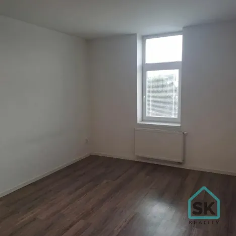 Pronájem bytu 2+kk, Krnov - Pod Bezručovým vrchem, nám. Minoritů, 54 m2