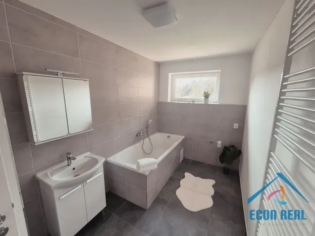 Prodej vícegeneračního domu, Stará Paka - Ústí, 300 m2